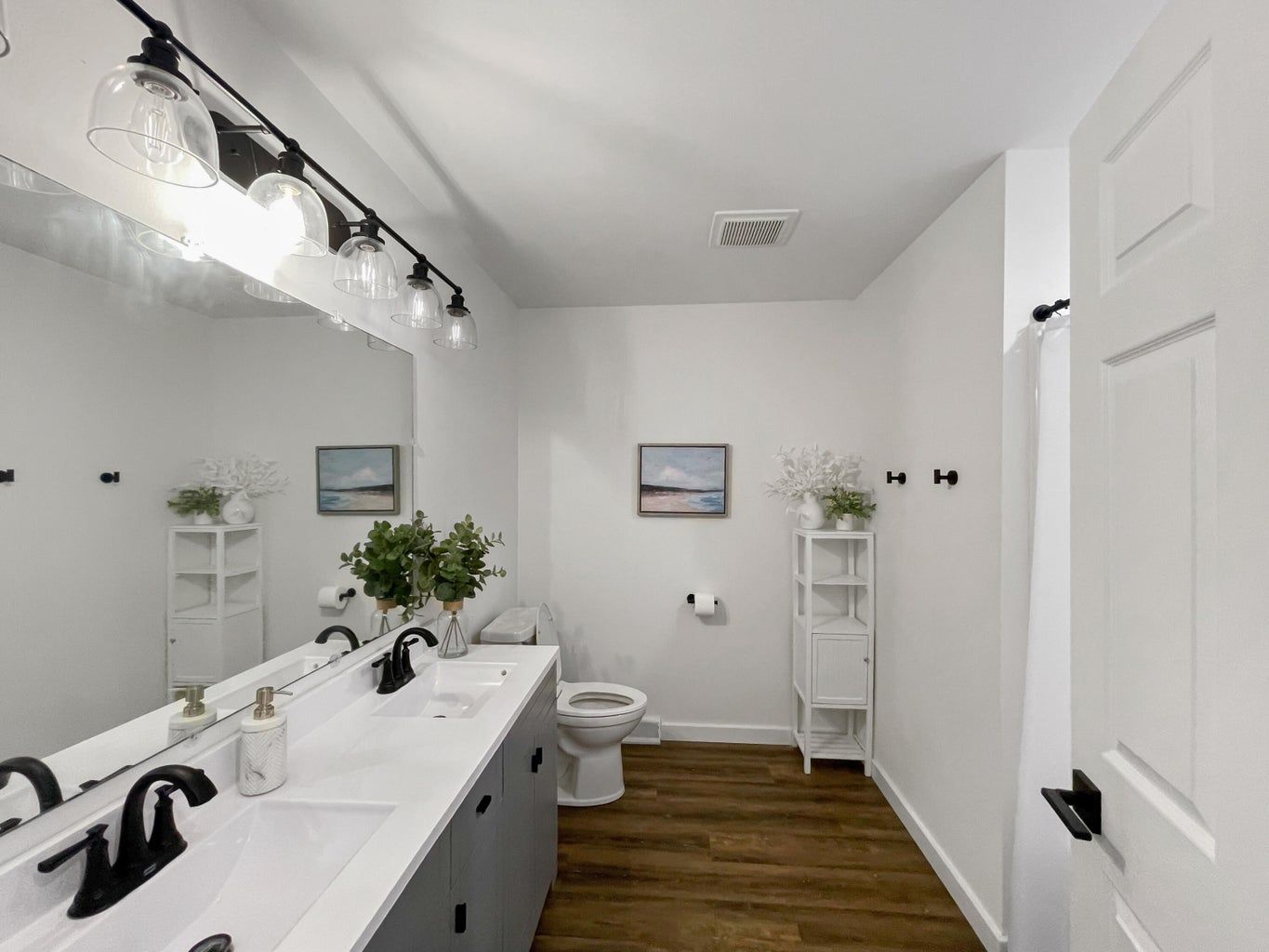 Bathroom 1 Bathroom 1